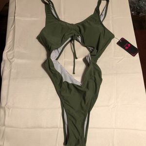 SHEKINI Women's Cutout One Piece Swimsuit Solid High Cut P21 Green Size XL